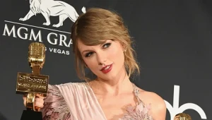 מפתיע: הלהקה ששברה את השיא של טיילור סוויפט