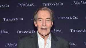 שדר רשת CBS הפופולרי, צ'רלי רוז, פוטר בעקבות תלונות של 8 נשים