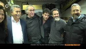 שלושה שרי ביטחון בהצגה, משני צדי הבמה - ושתיקה מביכה אחת