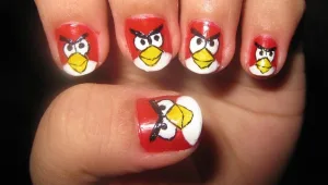 מאנגרי בירדס עד דוקטור הו: המניקור הכי גיקי שיש