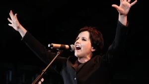 תדהמה: סולנית להקת הקרנבריז נפטרה במפתיע בגיל 46