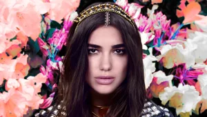 הזמרת והדוגמנית שכבשה את העולם עם הלהיט "be the one" מוציאה קליפ חדש