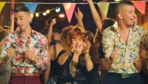 נישואים בגיל 18 וניתוח אף: איב אנד ליר חושפים את כל האמת