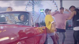 איזה שיר להיט המועדונים הזה מזכיר לכם?