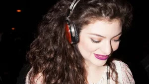 שביזות יום א'? הכנו לכם פלייליסט בדיוק בשביל זה