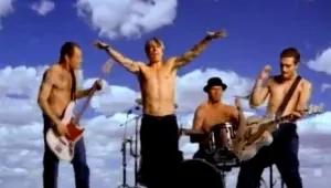 חיים בסרט: רד הוט צ'ילי פפרס מפתיעים את המעריצים שלהם