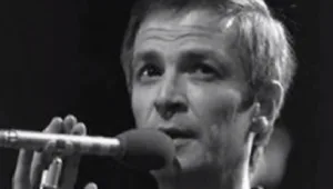 טירוף במה: 35 שנה להופעה האחרונה של אריק איינשטיין