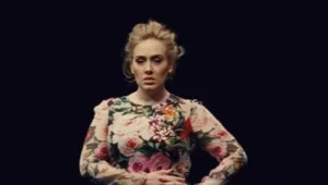 זה כאן: צפו בקליפ החדש והמיוחד של אדל