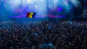 איסור על מזומן, בוץ וגשם ומוזיקה מעולה: הכל על פסטיבל המוזיקה האלקטרונית שהישראלים עוד לא גילו