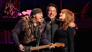 הגיטריסט של ברוס ספרינגסטין לפעילים נגד ישראל: "לכו להז***"