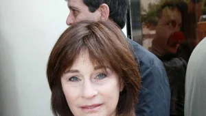 נורית הירש היא כלת פרס ישראל בתחום זמר עברי