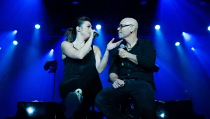 קרן פלס ורמי קלינשטיין בהופעה: חגיגה מוזיקלית