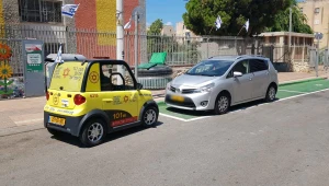 בתוך כשעה: שני תינוקות חולצו מרכבים - במודיעין ונתניה