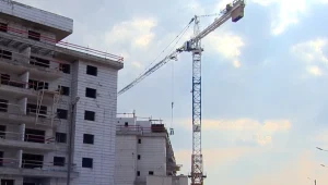 הולך וגדל הפער בין אלה שיש להם דירה - לאלה שלא יכולים לקנות