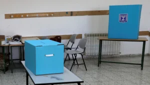 בשל החשש מאלימות ביום הבחירות: מספר שיא של מאבטחים בקלפיות