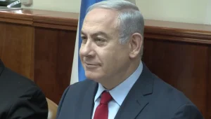 בניגוד לחוק: רה"מ התראיין ברדיו; פייסבוק השהתה את בוט הליכוד