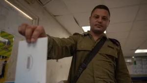 קולות החיילים: הבחירות ביחידות צה"ל השונות - כבר בעיצומן