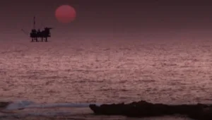 מי ירוויח מהקמת אסדת הגז המסוכנת מול חוף דור?