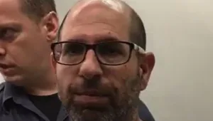 הורי ביה"ס שבו לימד שאול שמאי: אם המנהלת לא תפוטר נפנה לבג"ץ