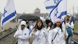 אחרי שבוטלו: משרד החינוך יחזיר להורים תשלומי המסעות לפולין