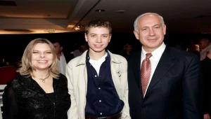 הצינור 01.08.17: יאיר נתניהו מחזיר אצבע