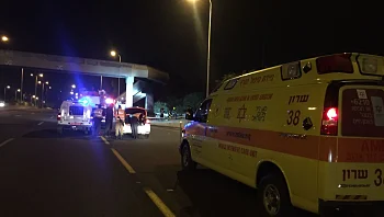תאונה קטלנית בשרון: גבר כבן 30 נהרג מפגיעת משאית בכביש 6