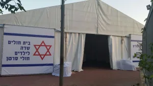 מחאת ההורים בהדסה: "ראינו את הספינים, הפקירו את הילדים"