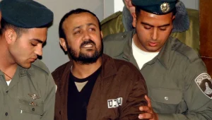 שני מיליון דולר ופרישה מהבחירות: ההצעה של אבו מאזן לברגותי