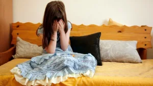 אורלי וגיא: תמונה של בת 10 פורסמה באתר הכרויות לסקס