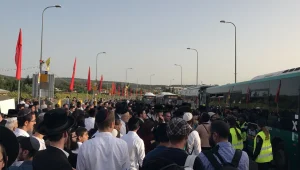 עשרות אלפים צפויים להגיע להילולה במירון - בניגוד להנחיות