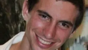 הוריו של הדר גולדין: "אנחנו יותר משפחה שבויה מאשר שכולה"