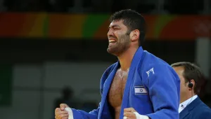 מדליות זהב לג'ודאים פיטר פלצ'יק ואורי ששון בגרנד פרי בת"א