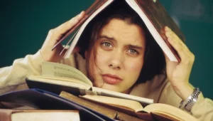 לקראת פתיחת השנה האקדמית - כמה עולה להיות סטודנט?