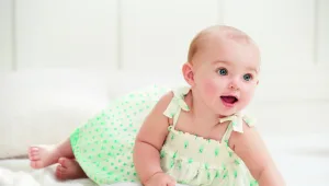 מה אמור לעשות תינוק מבחינה התפתחותית?