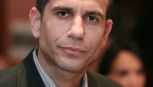 על ארבעה מועמדים דיברה הוועדה