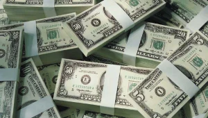 ההתרסקות נמשכת: הדולר בשפל של 30 שנה, השקל מתחזק