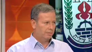 ראש עיריית נצרת עילית יושעה בעוד 13 ימים