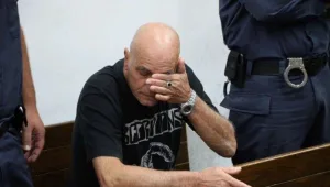 3 חודשי עבודות שירות לאביו של אייל גולן - שהטריד מינית צעירה