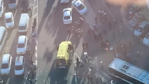 פיגוע דקירה במרכז תל אביב: 11 נפצעו, ארבעה מהם באורח קשה