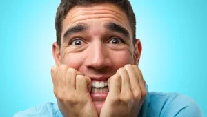 לבחור נכון: איך מפסיקים לצפות לגרוע מכל?