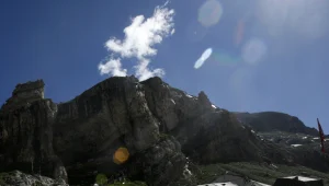 רוכבים על פילים בהימלאיה ב-Far Cry 4