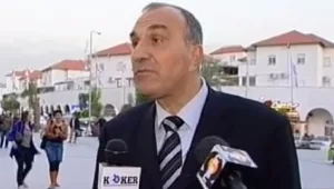 אלי כהן: "דרעי רוצה לחנך את הציבור? טול קורה מבין עיניך"