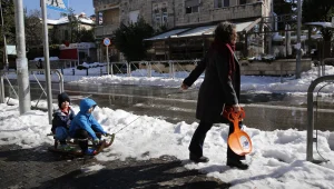 מוצאי הסערה: הישראלים נהנו בשלג ובנחלים