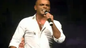 צפו באייל גולן בעצרת: "בזכותכם יהיה שינוי"