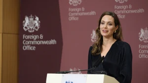 היפה והאמיצה: אנג'לינה ג'ולי נואמת באו"ם