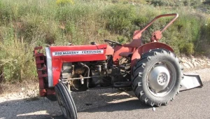 נמשך הקטל בדרכים: גבר נהרג בהתהפכות טרקטור סמוך לטייבה