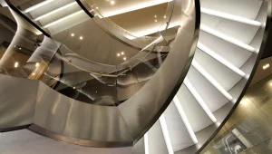 זמרת המדרגות הראשונה בראיון בלעדי