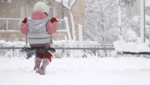 ההמונים נהנו מהשלג בירושלים: "זה ממש יום חג"