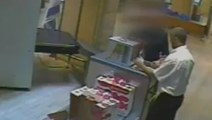 עובדי רשות המסים הקפיאו העיצומים