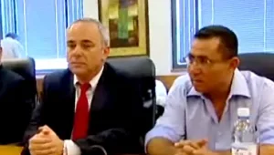 שטייניץ ועיני סיכמו: שכר המינימום יעלה ל-4,300 שקלים